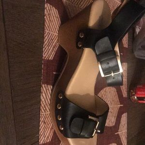 Cute shoes don’t know what these are called